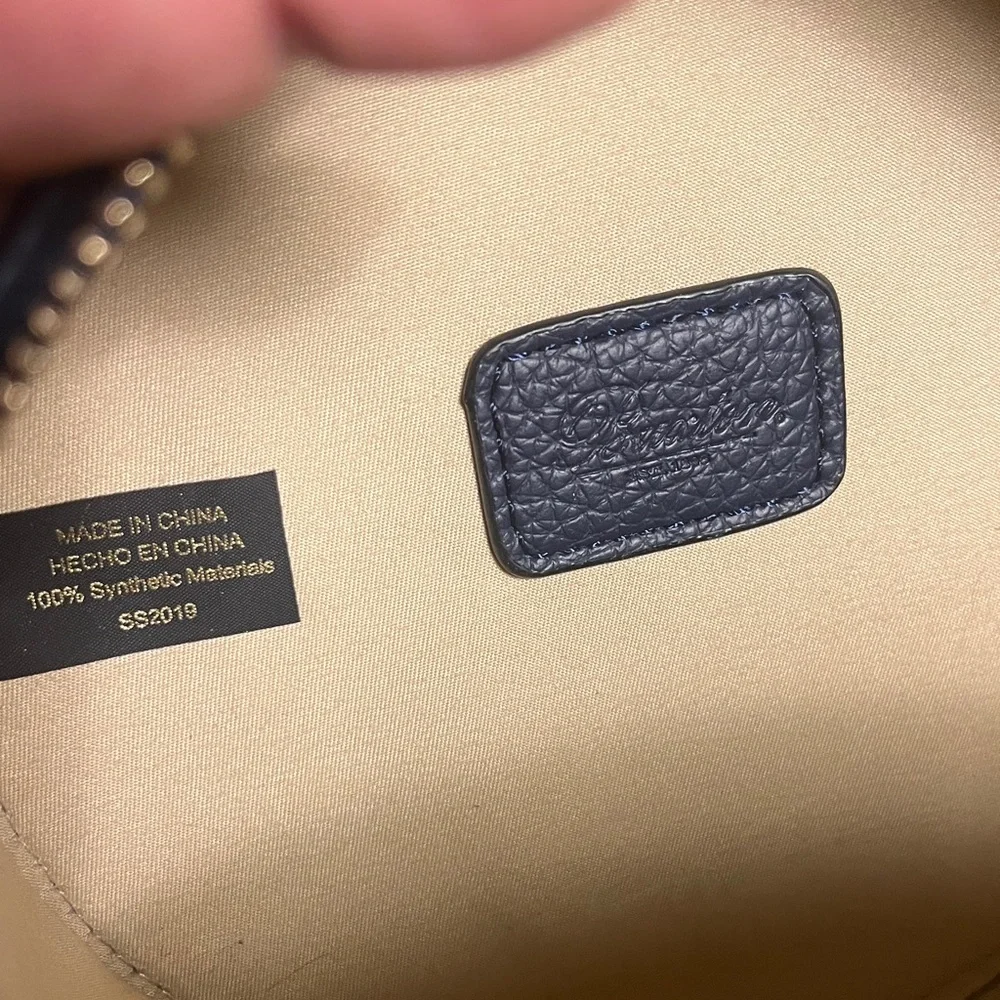 NWT Navy Blue Round Crossbody Bag - Picture 4 of 11
